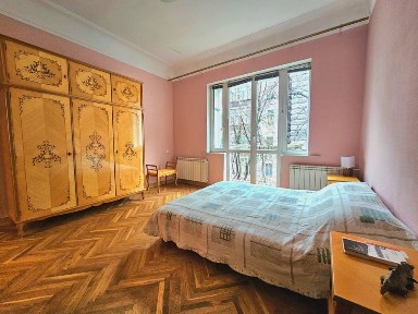 3-к квартира Інститутська 15/5 69м Липки Печерськ