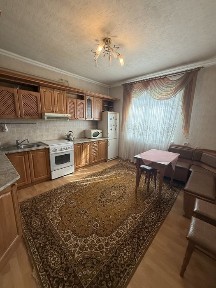 Продаж будинку на Залізничному Селищі