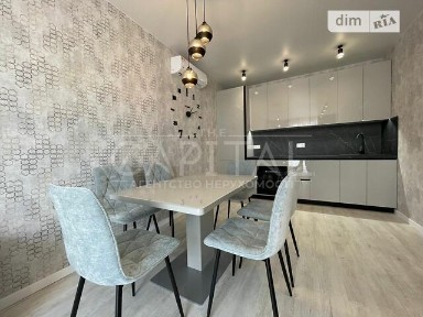 Продаж 3к квартири 61 кв. м на вул. Михайла Максимовича 26 • ID 34769692