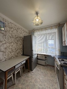 Продам двокімнатну квартиру