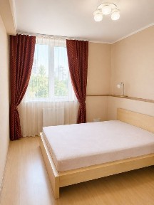 Продаж 1кімнатноі квартири Киів! Саперно-Слобідська!