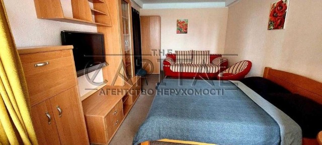 Пропонується 1к квартира Печерськ Лесі Українки 28 6/9 поверх