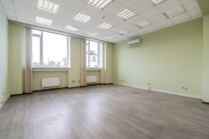 Здам офісне приміщення 67 кв. м. Власник, генератор