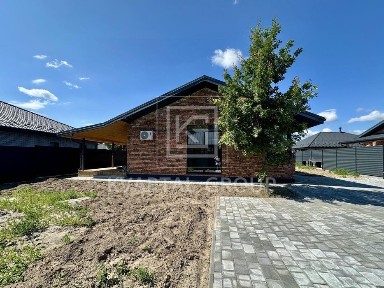 Продаж Будинку з ремонтом 88 м² | 3 спальні | 5,5 соток | Закрите містечко