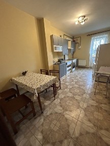 Здається 1-но кімнатна з індивідуальним опаленням