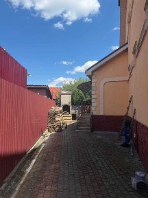 Здається в оренду будівля у с. Мала Добронь