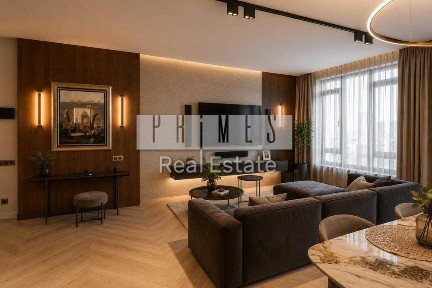 Продаж 3к квартири 127м2 ремонт Бульвар Фонтанів паркомісце Саперне поле 5А Печерськ