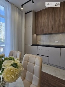 Продаж 2к квартири 57 кв. м на вул. Краснова • ID 34770346