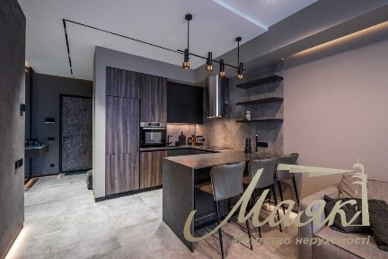 Продаж 1к квартири з ремонтом ЖК Новопечерські Липки, вул. Верхогляда, Центр