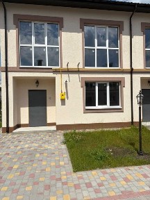 Квартира 72кв. м. | Газ, центральні комунікації