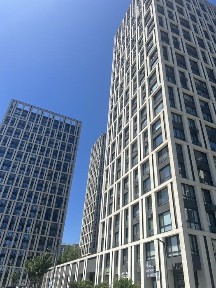 Метро Славутич | Квартира 106,2 м² | Переобладнана у 3 окремі житлові блоки