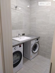 Продаж 2к квартири 73 кв. м на вул. Небесної Сотні 66 • ID 34770876