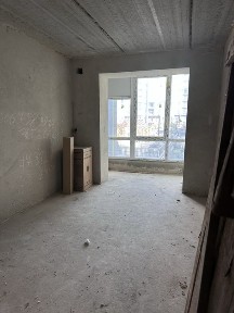 2 км на документах більше 3 років, низький поверх