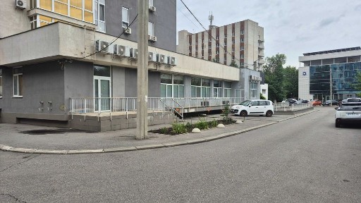 Оренда приміщення 1000 м2/ 1 поверх/ вул. Отакара Яроша 20/ м. Ботанічний Сад 500 м