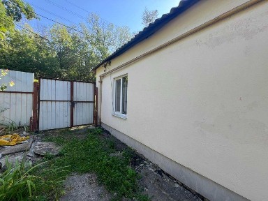 Частина будинку на Леваді зі зручностями! ТЕРМІНОВО