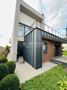 Продажа Дом 260м2 Новоалександровка Братское с бассейном Кристальный
