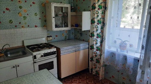 Продам 1 комн. кв-ру в п. Эсхар, 1/5, высокий цоколь