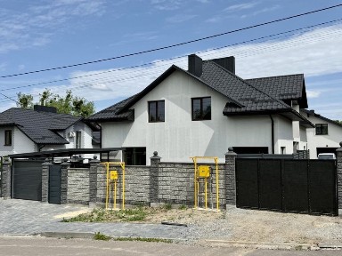 Продається Котедж м. Рівне вул. Бурштинова