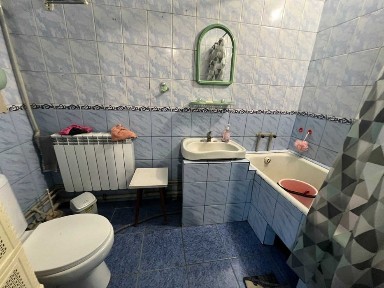 Продаются два дома в одном дворе, в/у, Корабельный. сертификат, ваучер.