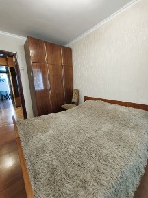 Оренда 3-кімн в Центрі, з меблями і технікою