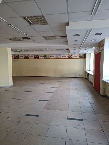 Продаж ФАСАДНЕ КОМЕРЦІЙНЕ приміщення проспект Перемоги 14