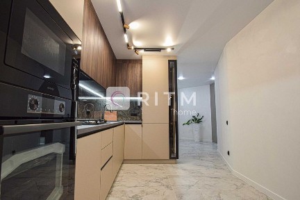 Продаж 3-кімнатної квартири в ЖК «Київський», вул. Київська, 9Б
