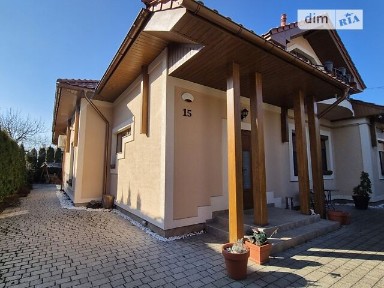 Продаж 2 поверхового будинку з ділянкою на 6 соток, 250 кв. м, 6 кімнат, на вул. Володимира Гошовського • ID 34772942