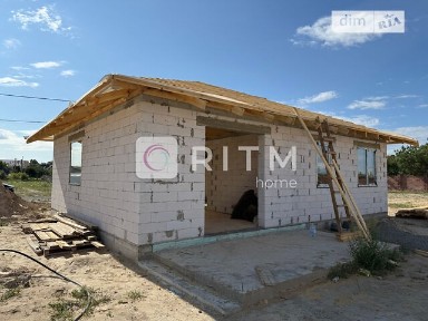 Продаж 1 поверхового будинку з ділянкою на 5.2 сотки, 80 кв. м, 2 кімнати, на вул. Привітна • ID 34772745
