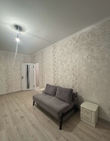 Оренда 1-кімнатної квартири, Озерна, вул. Панаса Мирного