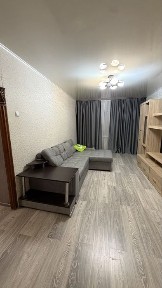 Чудова квартра між 6 та 3 слобідською та пр. Центральний