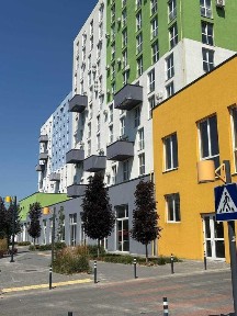 Оренда фасадної комерції 129 м2, вул. Рудненська 8