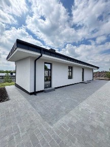 Продам приватний будинок в Тинному, власна ділянка 8 сот, доїзд бруківка