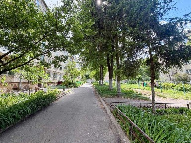 Продам 3 км квартиру на Чайці 3й поверх