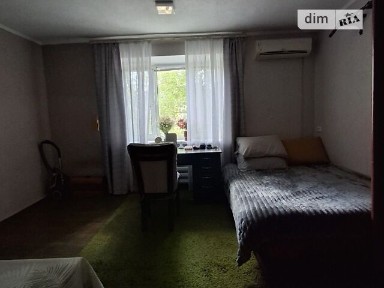 Продаж кімнати 22 кв. м на вул. Космонавтів 112, кв. 58 • ID 34773166