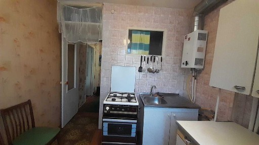 Сдам 1-ком квартиру возле ТЦ 