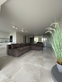 Продається 3-кімнатна квартира площею 90 м² у престижному житловому комплексі по вул. Шевченка, 99Б