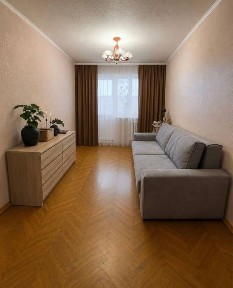 Продам 2к 4/5 45м2 пр. Тракторостроителей Салтовка! Торг! Отличная цена!