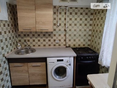 Продаж 1к квартири 30 кв. м на вул. Поїзна 3 • ID 34774036