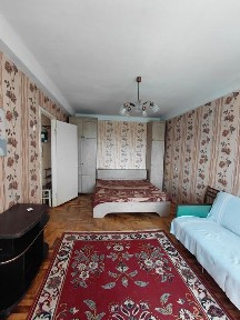 Здається 1-кім квартира в Хортицькому районі. Ціна 5500+ку.