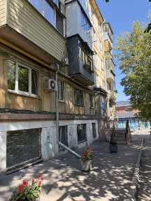 Продаж 3 к квартрри пр. Олександра Поля, 45 ніз проспекта