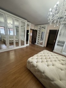 Без% ідеальний будинок 500 м² з басейном і сауною