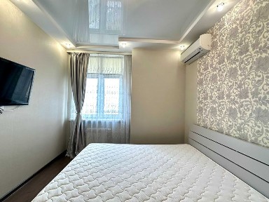Без комісії, Оренда 1-к 38м, Позняки, Ахматової 22