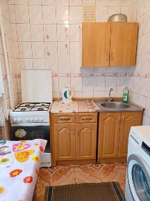 м. Нивки- 5 хв., гарна 3-на квартира, вул. Нивська, 7, газ, укриття