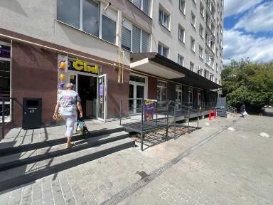 Оренда Івано-Франківськ вул. Сніжна 52а, 62 м2 27 000 грн.