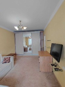 КВАРТИРА ВИШНЕВЕ з ремонтом в центрі міста