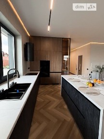 Продаж 1 поверхового будинку з ділянкою на 5.5 сотки, 150 кв. м, 4 кімнати, на вул. Центральна • ID 34773893