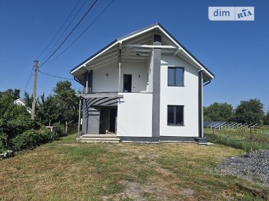Продаж 2 поверхового будинку з верандою і ділянкою на 7.5 сотки, 230 кв. м, 6 кімнат, на вул. Приміська 18 • ID 34773576