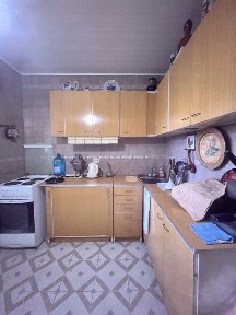 Феодосіївська вул. метро Деміївська