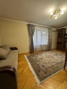 Здається 2 кімнатна квартира по вул. Товстюка