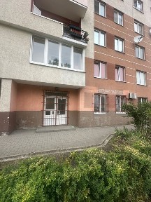Оренда приміщення вул. Панча 18 В, фасадний вхід, 77 кв м